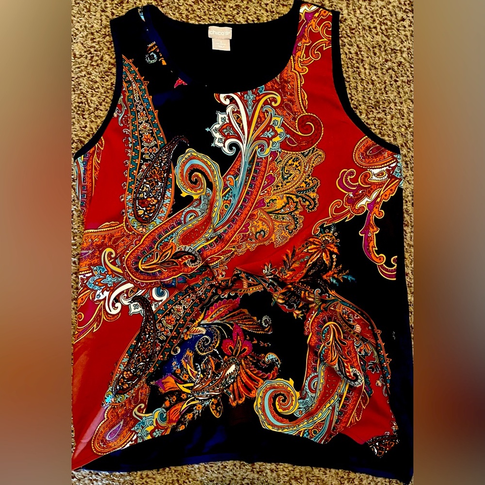 Chico’s navy Paisley Print sleeves top